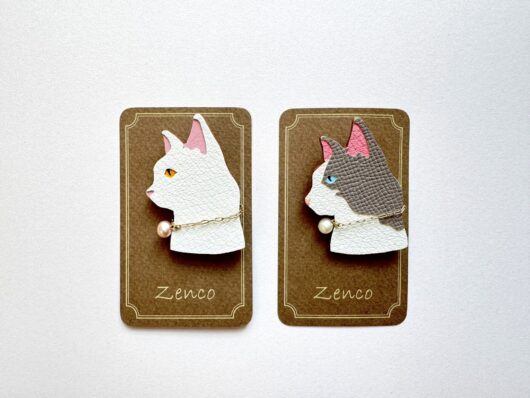Zenco レザーブローチ・横顔